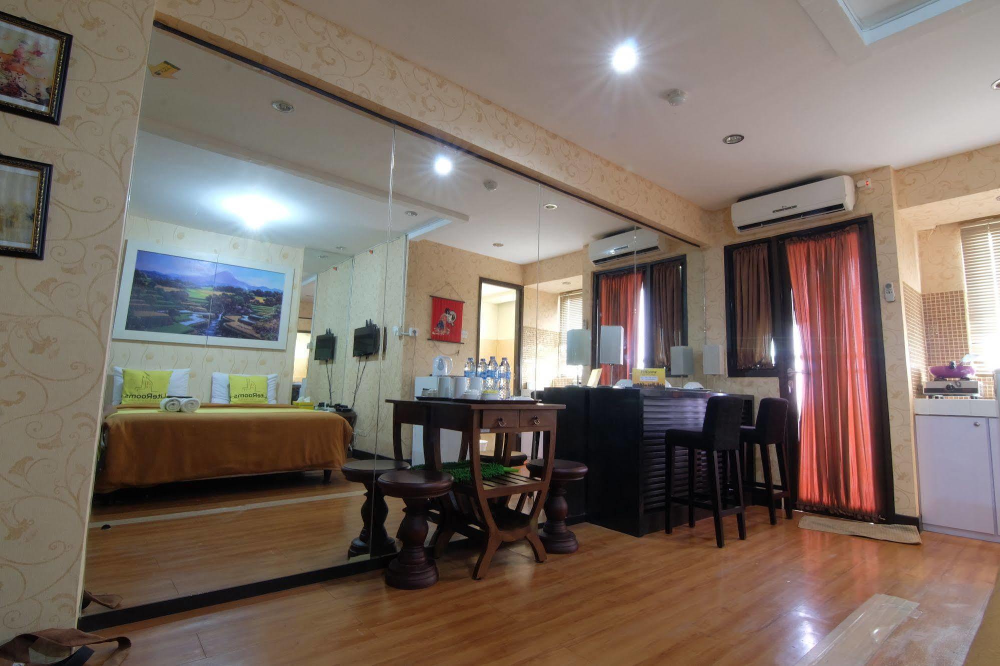 Literooms Kebagusan Jakarta Buitenkant foto